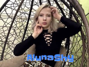 AlunaShy