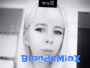 BlondeMiaX