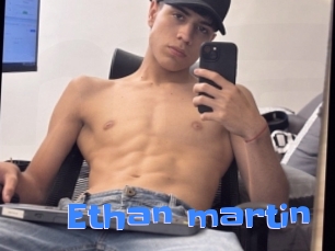 ethan_martin Mausi Privat