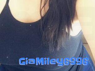 GiaMiley6996