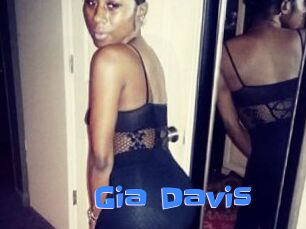 Gia_Davis