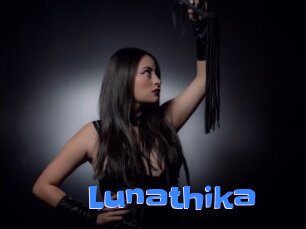 lunathika Mausi Privat