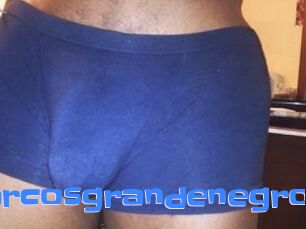 Marcos_grande_negro