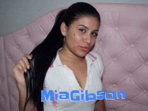 Mia_Gibson