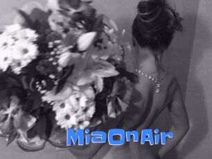 MiaOnAir