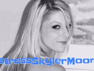 MistressSkylerMoon