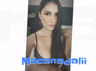 Macanadalii