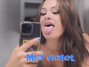 Mia_violet