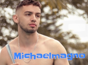michaelmagno Mausi Privat