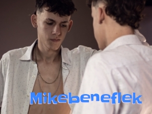 mikebeneflek Mausi Privat