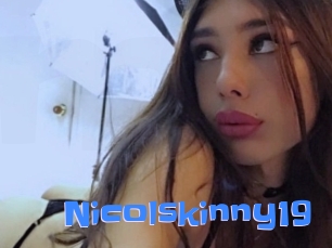 nicolskinny19 Mausi Privat