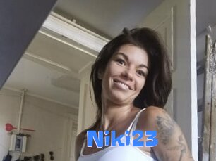Niki23