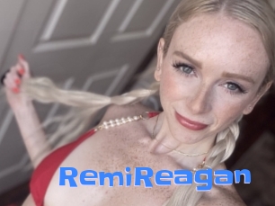 RemiReagan Mausi Privat