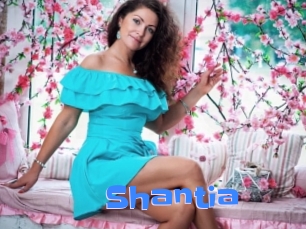 Shantia Mausi Privat